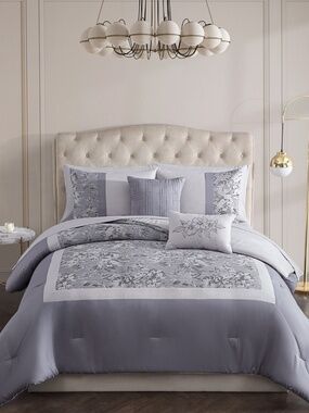 Hallmart Collectibles Victoria 9 Piece Comforter Set, Full Purple 679610858839